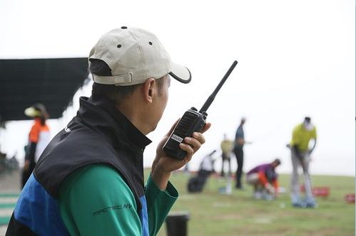 對(duì)講機(jī)的概念和分類(lèi)，以及適用人群